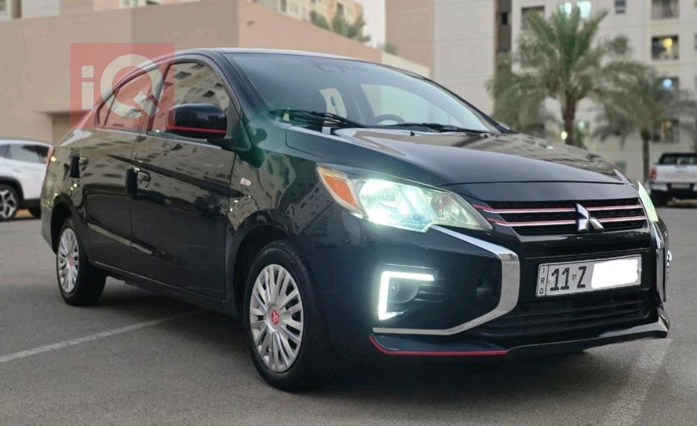 Mitsubishi Mirage G4